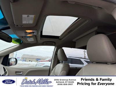 2017 Toyota Sienna XLE Premium