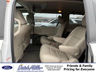 2017 Toyota Sienna XLE Premium