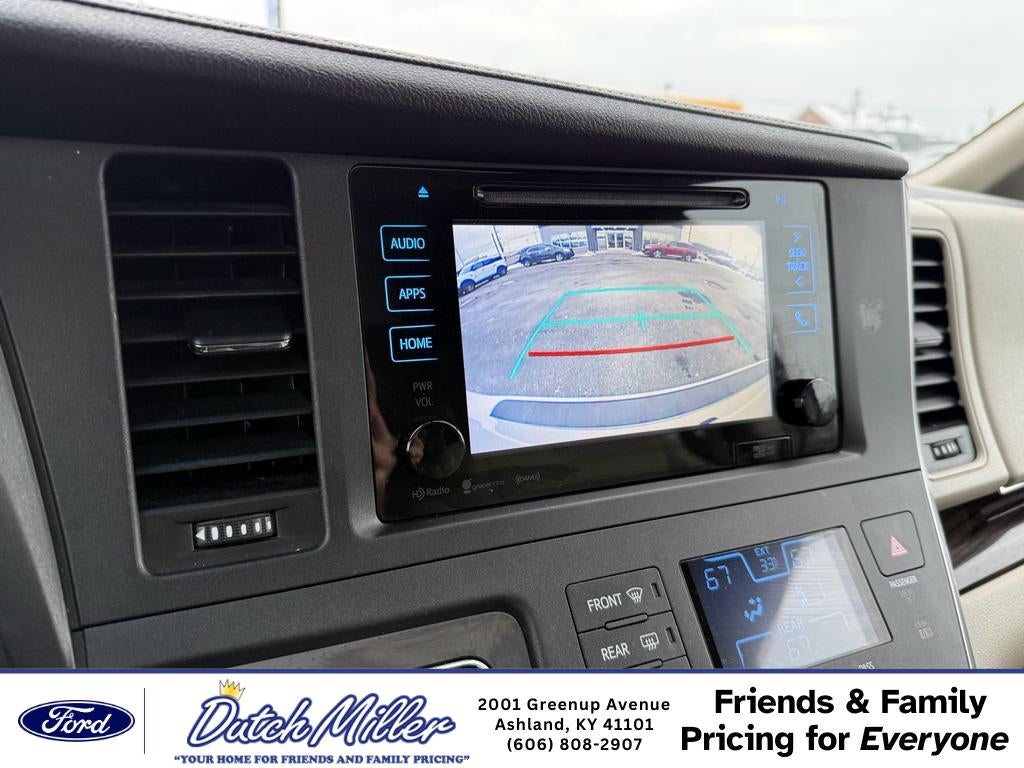 2017 Toyota Sienna XLE Premium