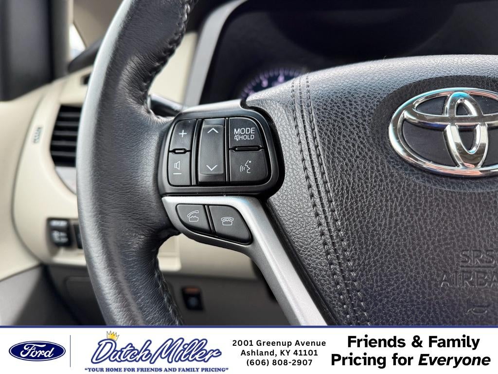 2017 Toyota Sienna XLE Premium