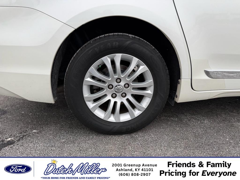 2017 Toyota Sienna XLE Premium