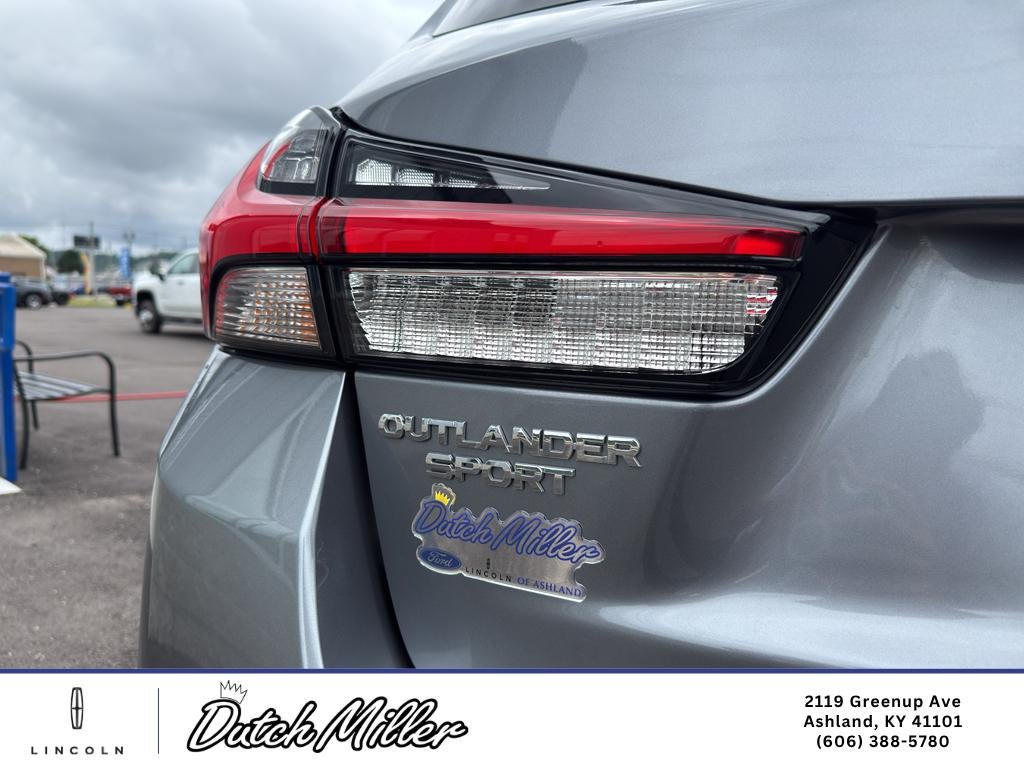 2025 Mitsubishi Outlander Sport SE