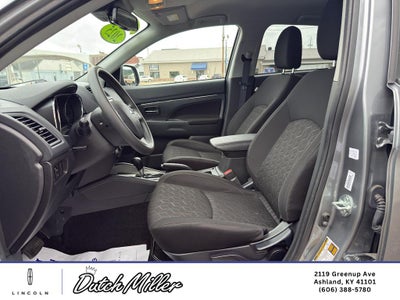 2025 Mitsubishi Outlander Sport SE