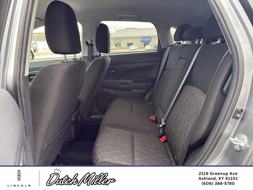 2025 Mitsubishi Outlander Sport SE