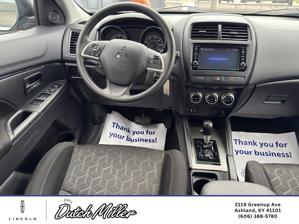 2025 Mitsubishi Outlander Sport SE