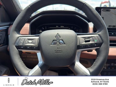 2025 Mitsubishi Outlander SEL