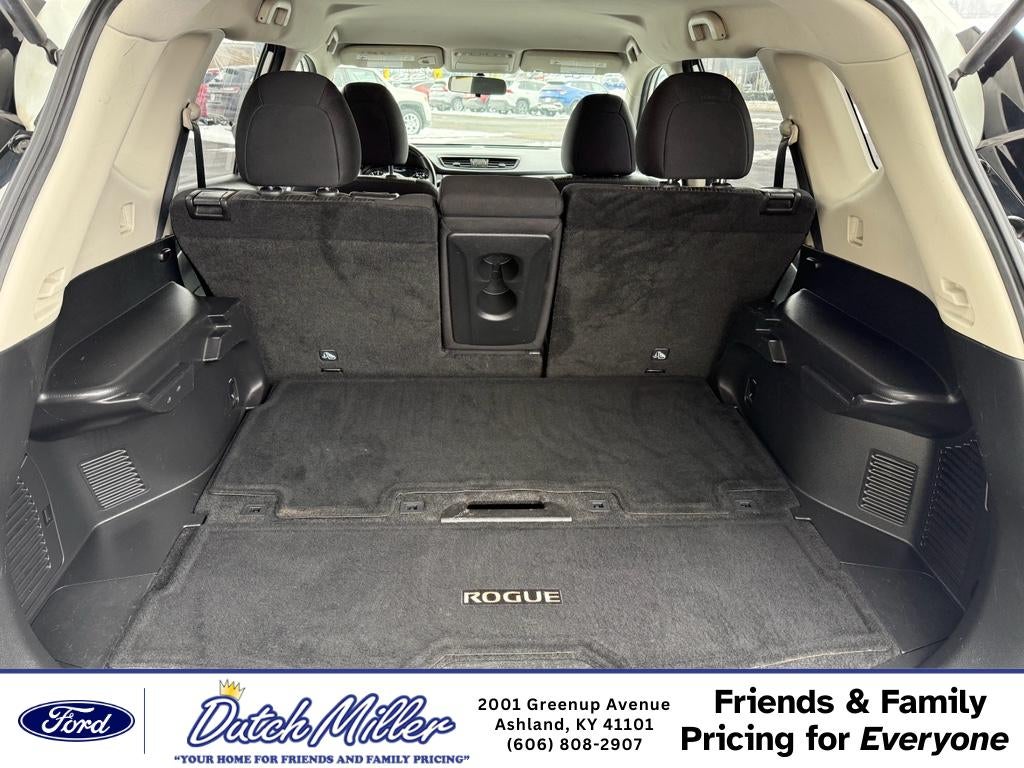 2017 Nissan Rogue SV