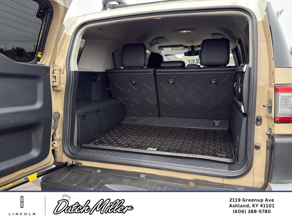 2014 Toyota FJ Cruiser 4WD 4dr Man (Natl)