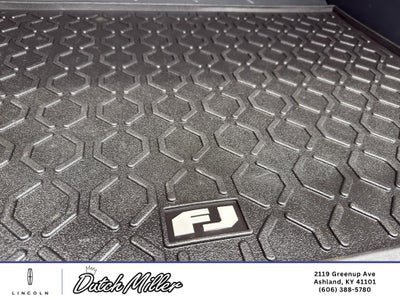 2014 Toyota FJ Cruiser 4WD 4dr Man (Natl)
