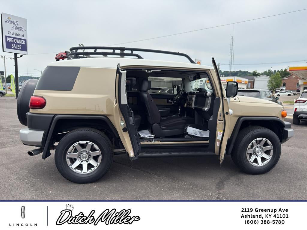 2014 Toyota FJ Cruiser 4WD 4dr Man (Natl)