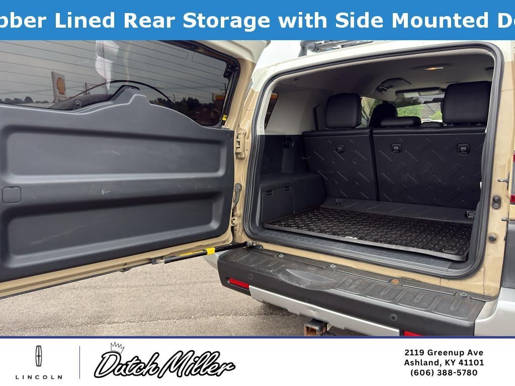 2014 Toyota FJ Cruiser 4WD 4dr Man (Natl)