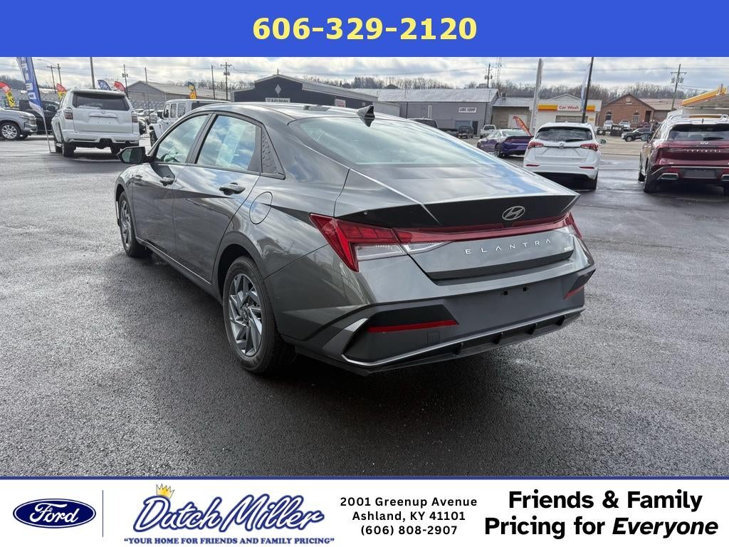 2024 Hyundai Elantra Hybrid Blue