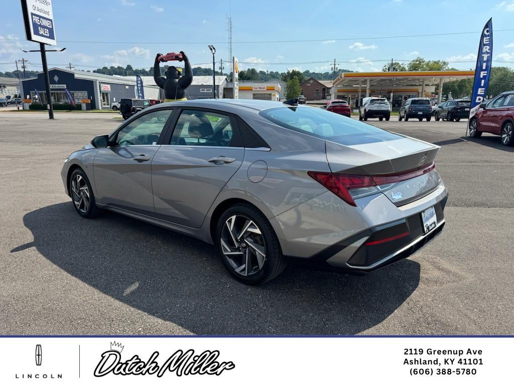 2025 Hyundai Elantra Limited