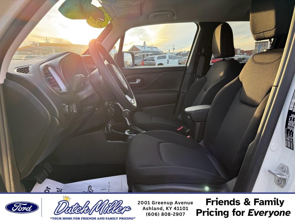 2023 Jeep Renegade Latitude