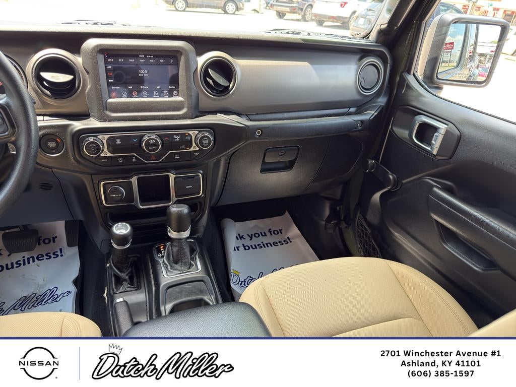 2022 Jeep Gladiator Willys Sport