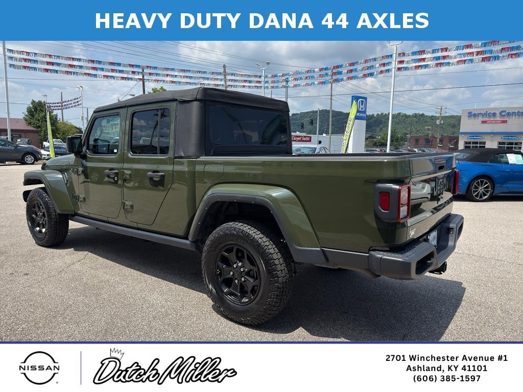 2022 Jeep Gladiator Willys Sport