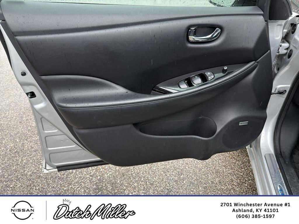 2015 Nissan LEAF SL