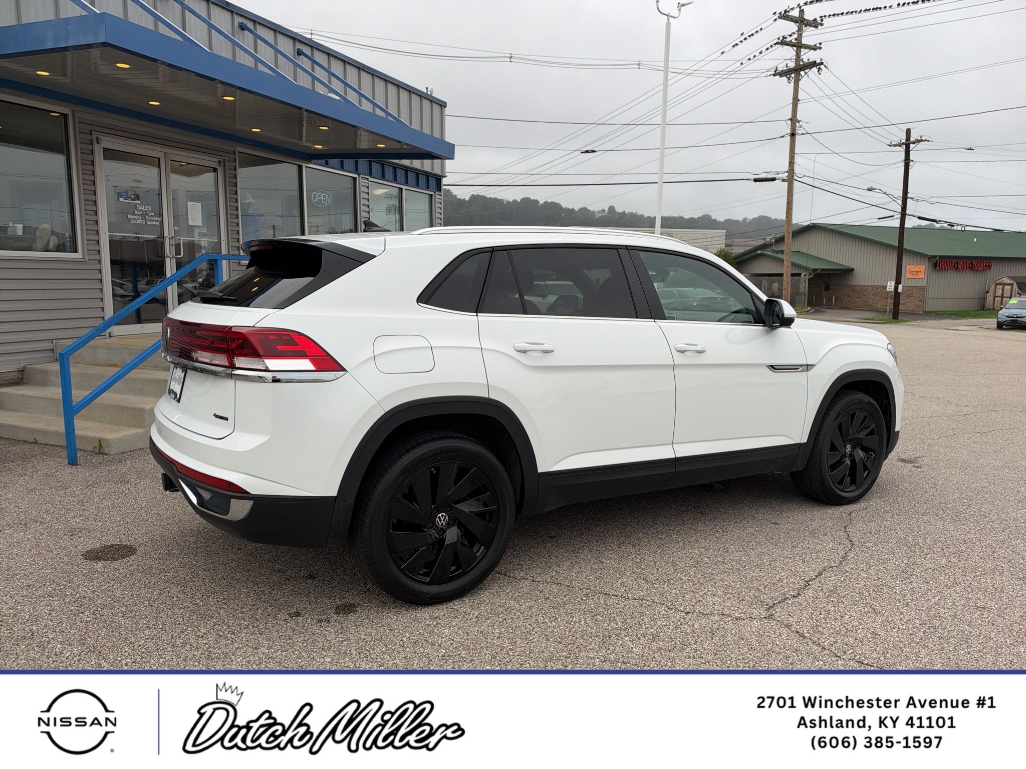 2024 Volkswagen Atlas Cross Sport 2.0T SE w/Technology