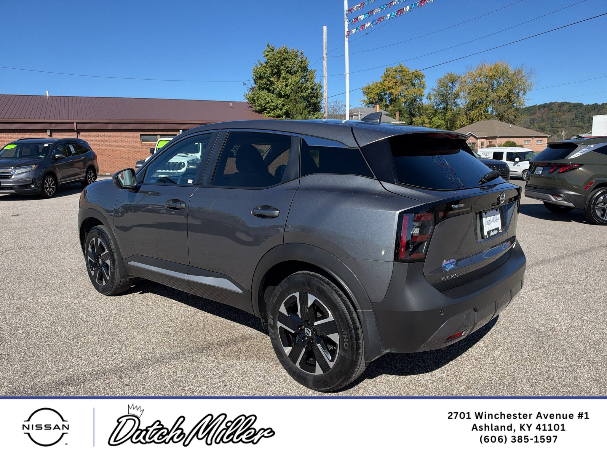2025 Nissan Kicks SV