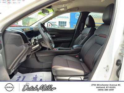 2025 Nissan Kicks SR