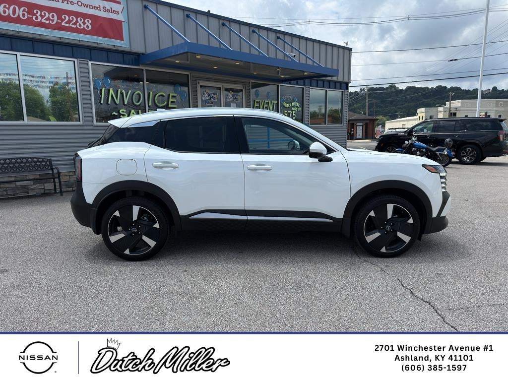 2025 Nissan Kicks SR