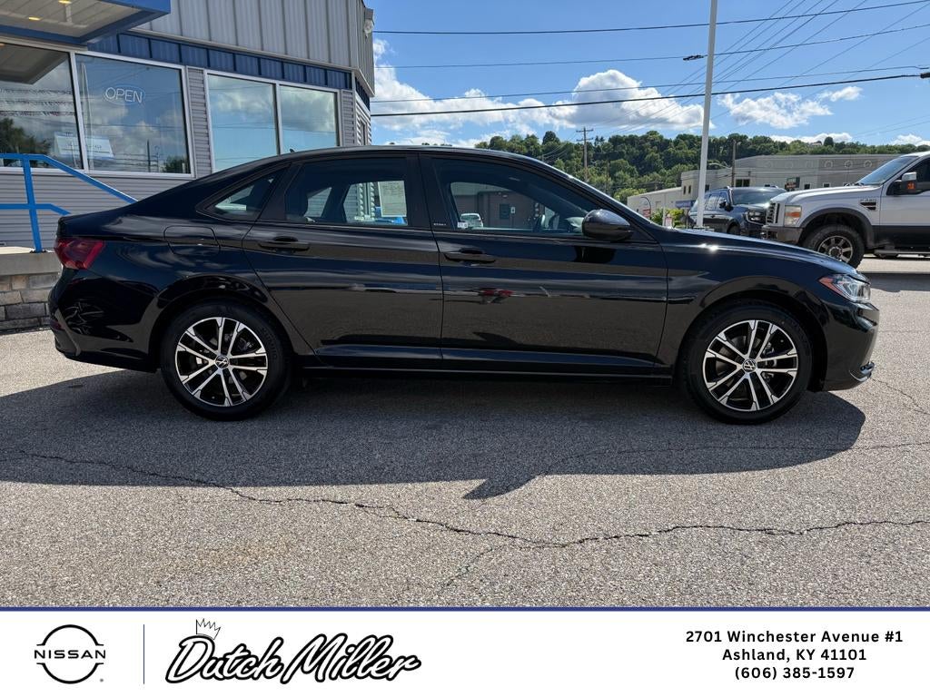 2025 Volkswagen Jetta Sport