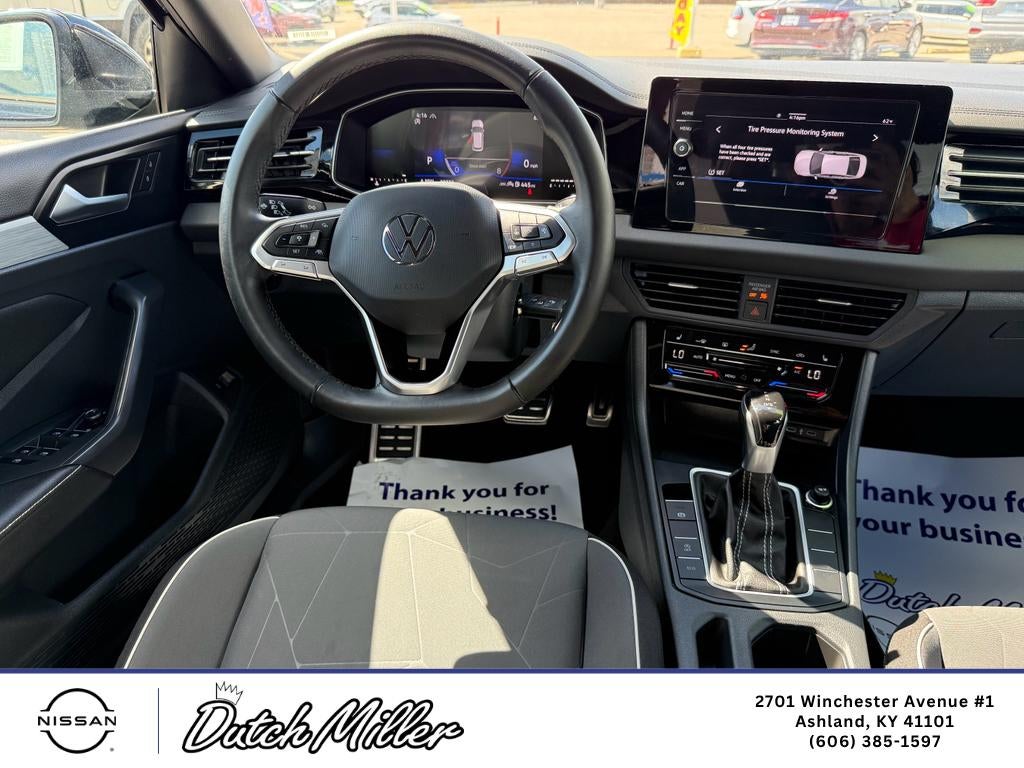 2025 Volkswagen Jetta Sport