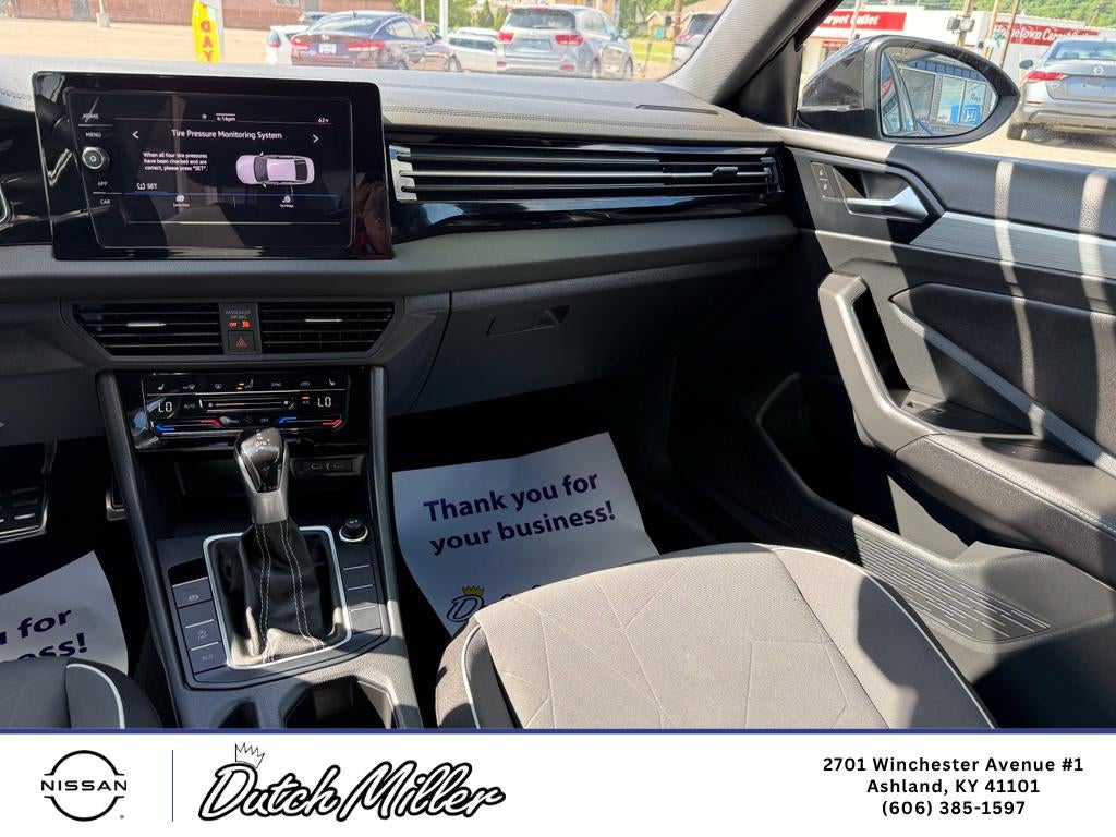 2025 Volkswagen Jetta Sport