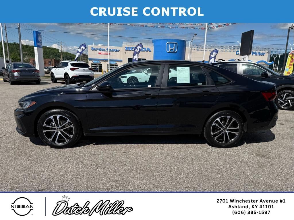 2025 Volkswagen Jetta Sport