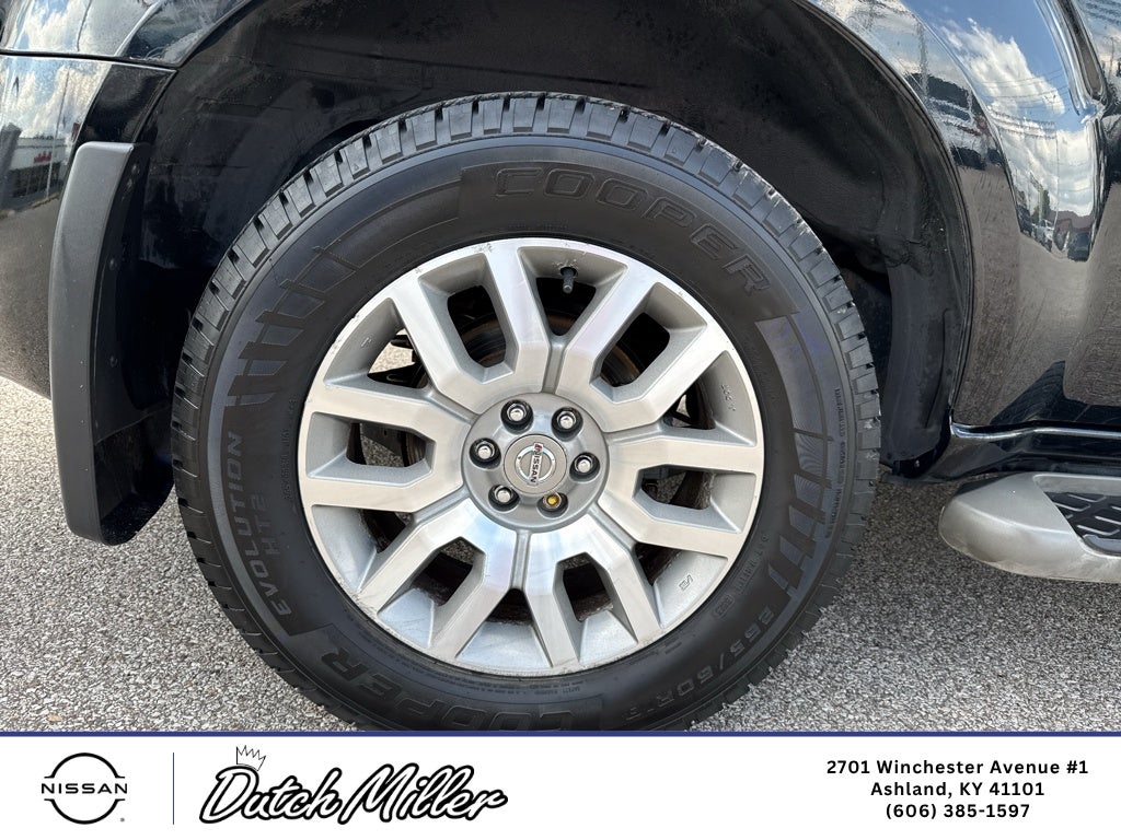 2012 Nissan Pathfinder LE