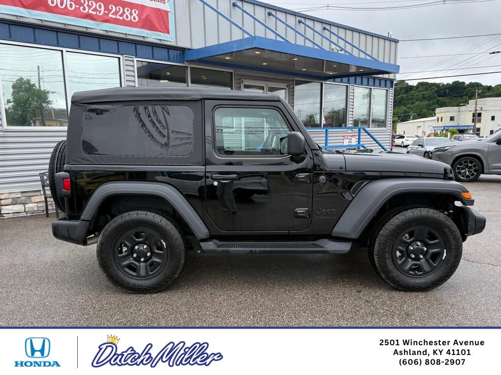 2025 Jeep Wrangler Sport