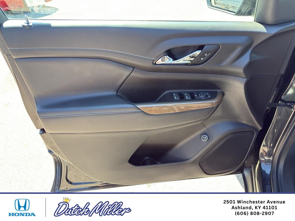 2023 GMC Acadia SLE