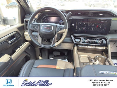 2025 GMC Sierra AT4