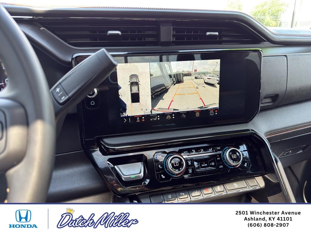 2025 GMC Sierra AT4