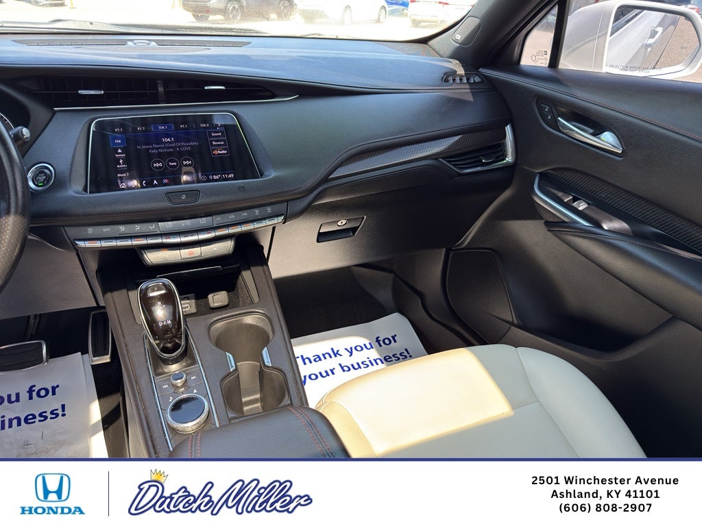 2020 Cadillac XT4 AWD Sport