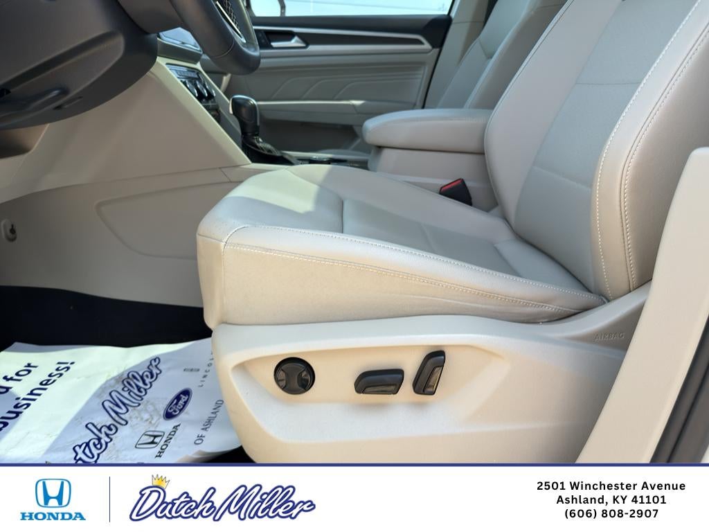2022 Volkswagen Atlas 3.6L V6 SE w/Technology