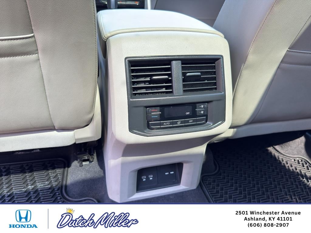 2022 Volkswagen Atlas 3.6L V6 SE w/Technology
