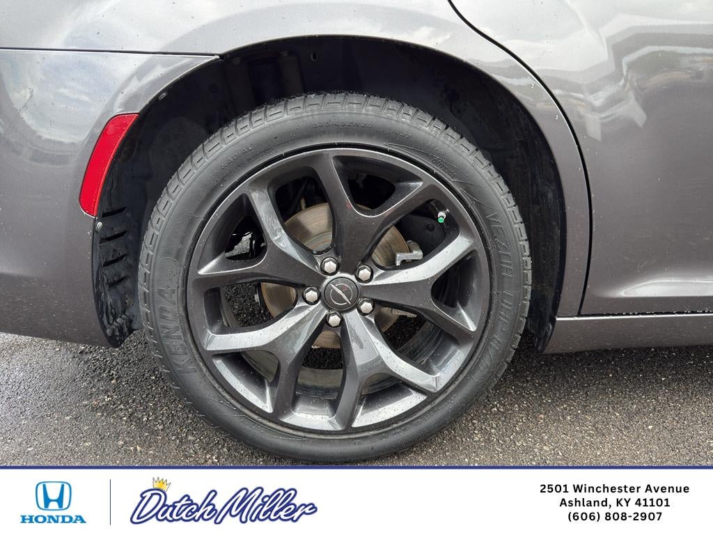 2022 Chrysler 300S 300S