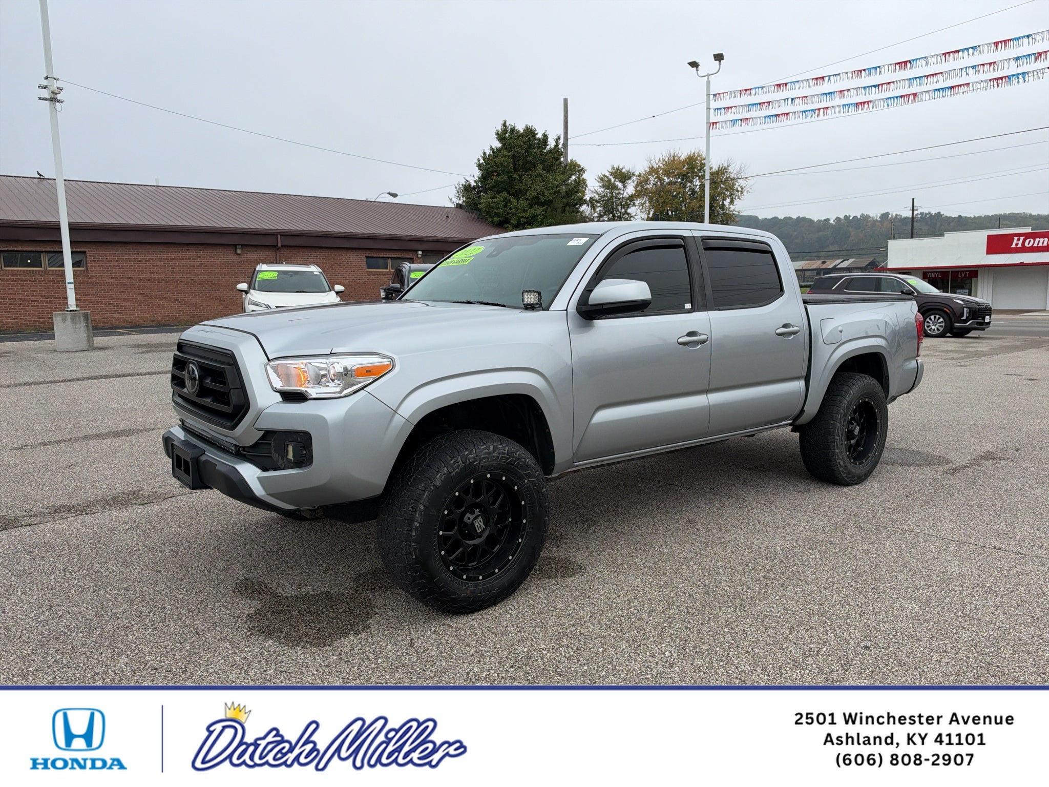 2022 Toyota Tacoma SR