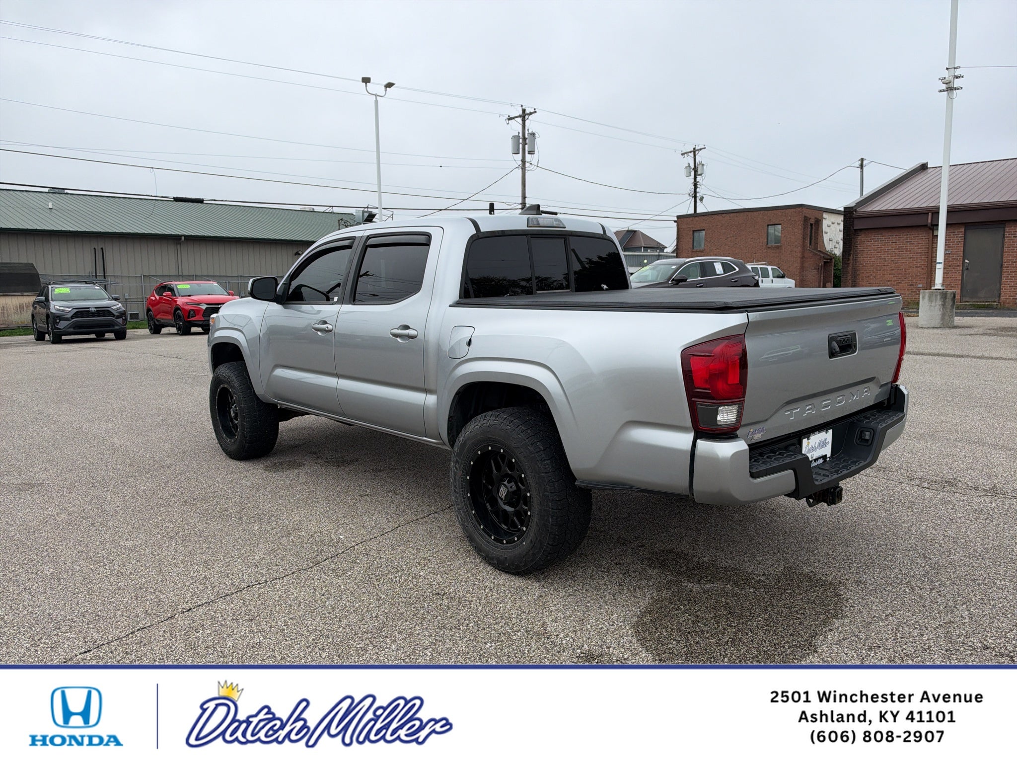 2022 Toyota Tacoma SR