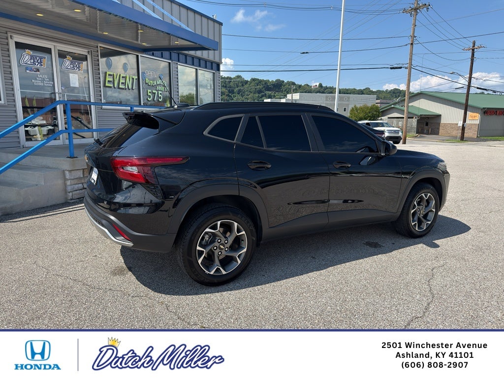 2024 Chevrolet Trax LT