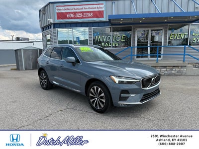 2023 Volvo XC60 Plus Bright Theme
