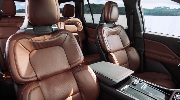 The front row's Perfect Position Seats in a 2024 Lincoln Aviator® Reserve model with Ebony Roast interior | Dutch Miller Lincoln of Ashland in Ashland KY