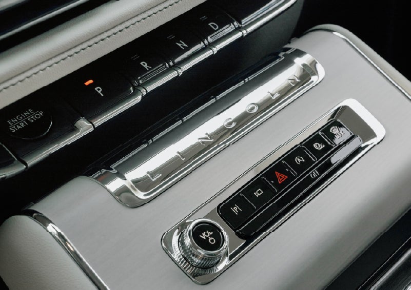 The piano key gear selector of a 2027 Lincoln Aviator® Back Label™ SUV. | Dutch Miller Lincoln of Ashland in Ashland KY